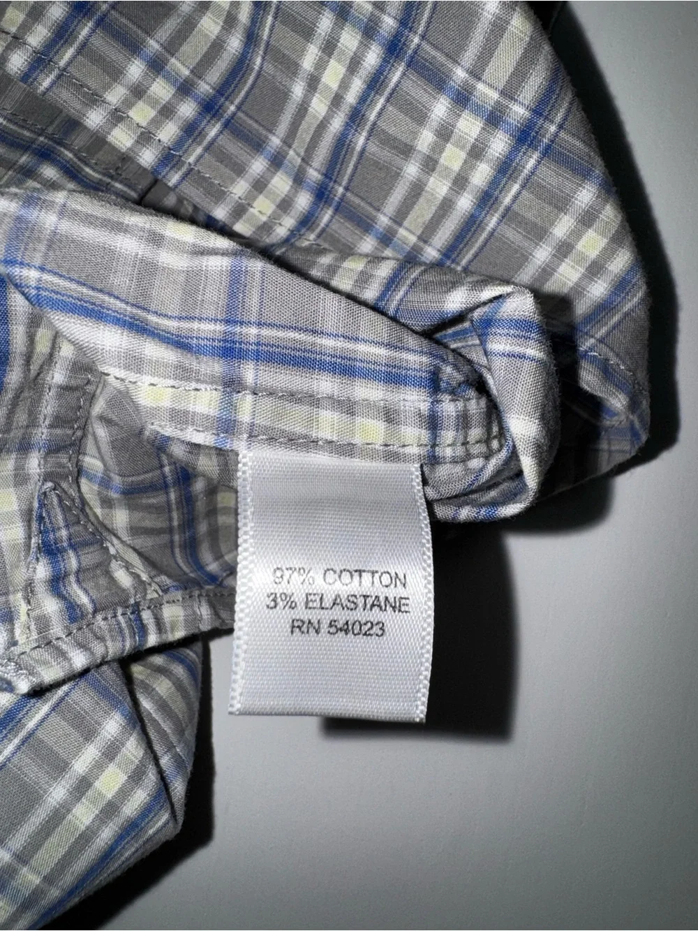 Banana Republic Men’s Plaid Button-Up Shirt, Short Sleeve, Point Collar, L